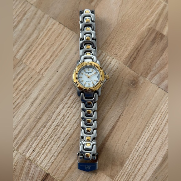 Wittnauer Rare Luxury Ladies Watch Two-Tone Bracelet Case White Dial Date main image 5